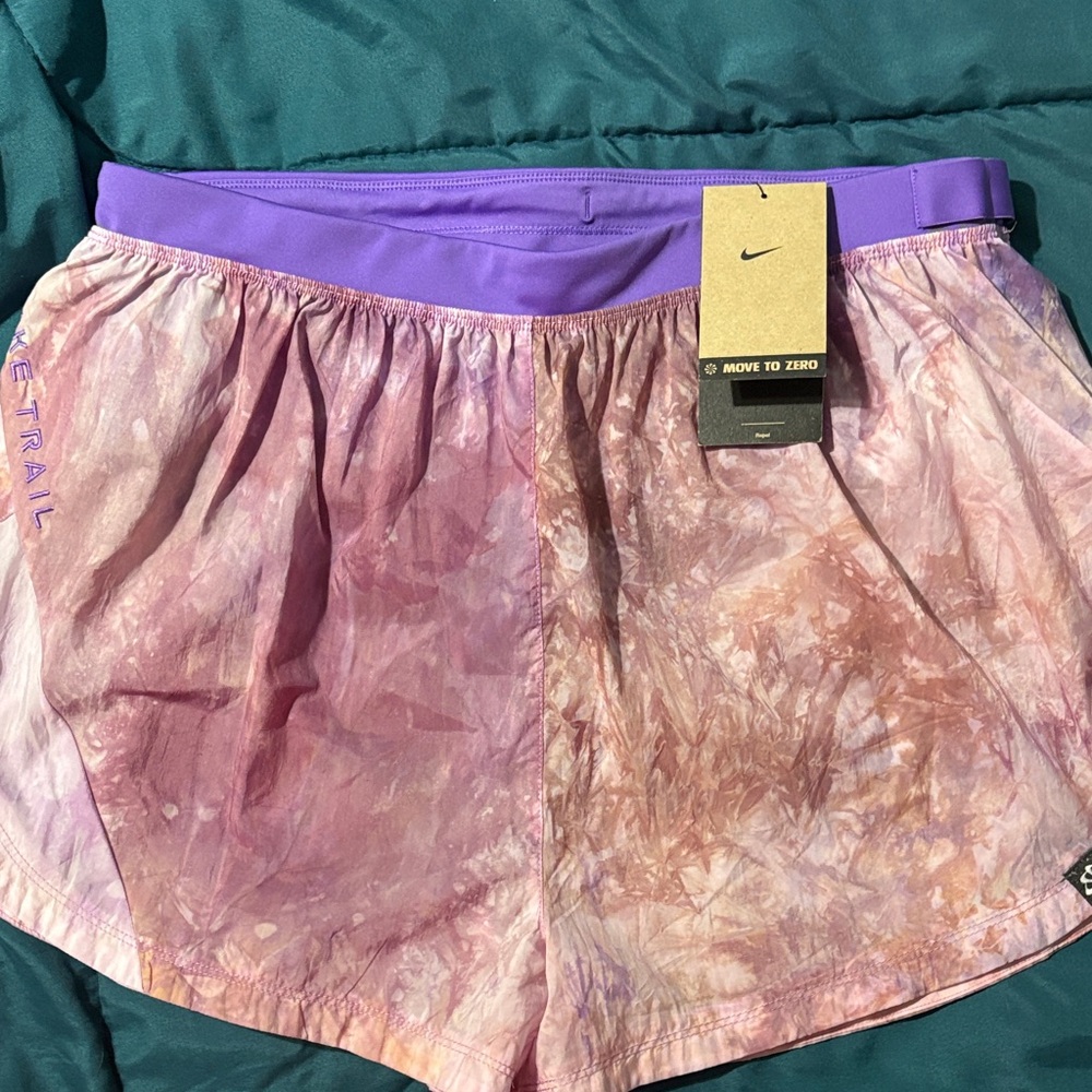 Nike Repel Trail Pink and Purple Active Shorts - Picture 3 of 8